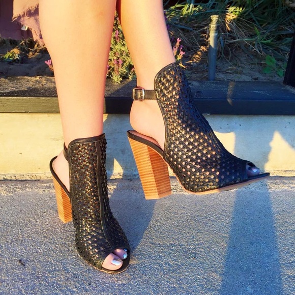 Chinese Laundry Shoes - Chinese Laundry Kristin Cavallari Largo Sandal